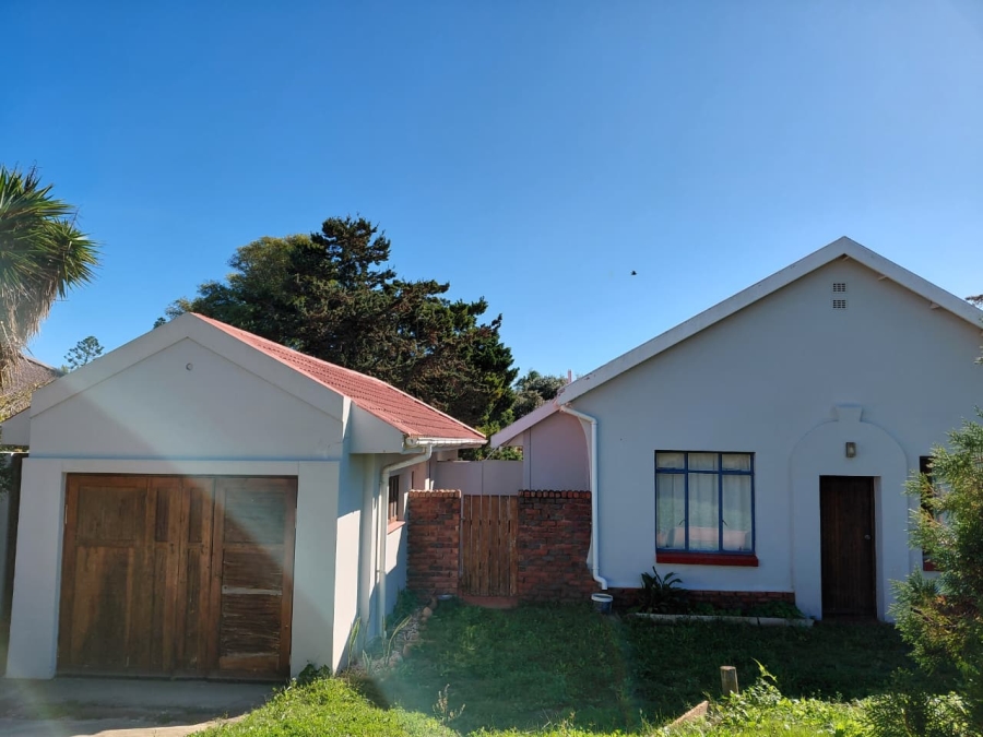 3 Bedroom Property for Sale in Paradise Beach Eastern Cape
